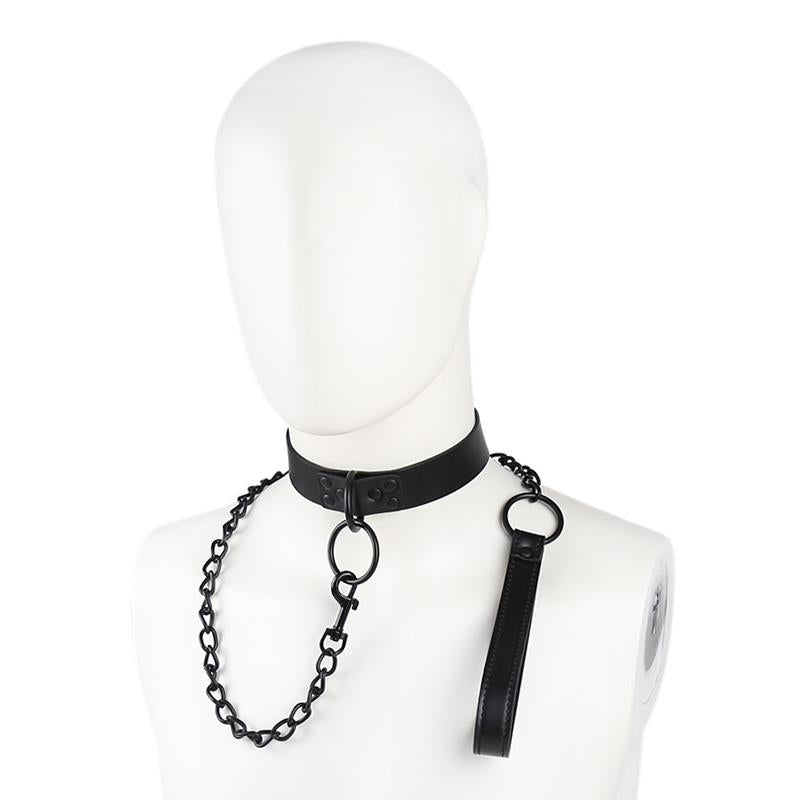 Collar con Correa Negro 3