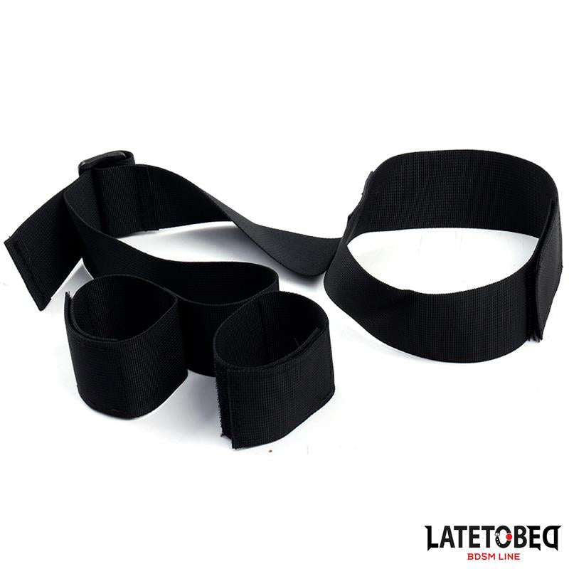Collar con Restricciones Ajustable con Velcro