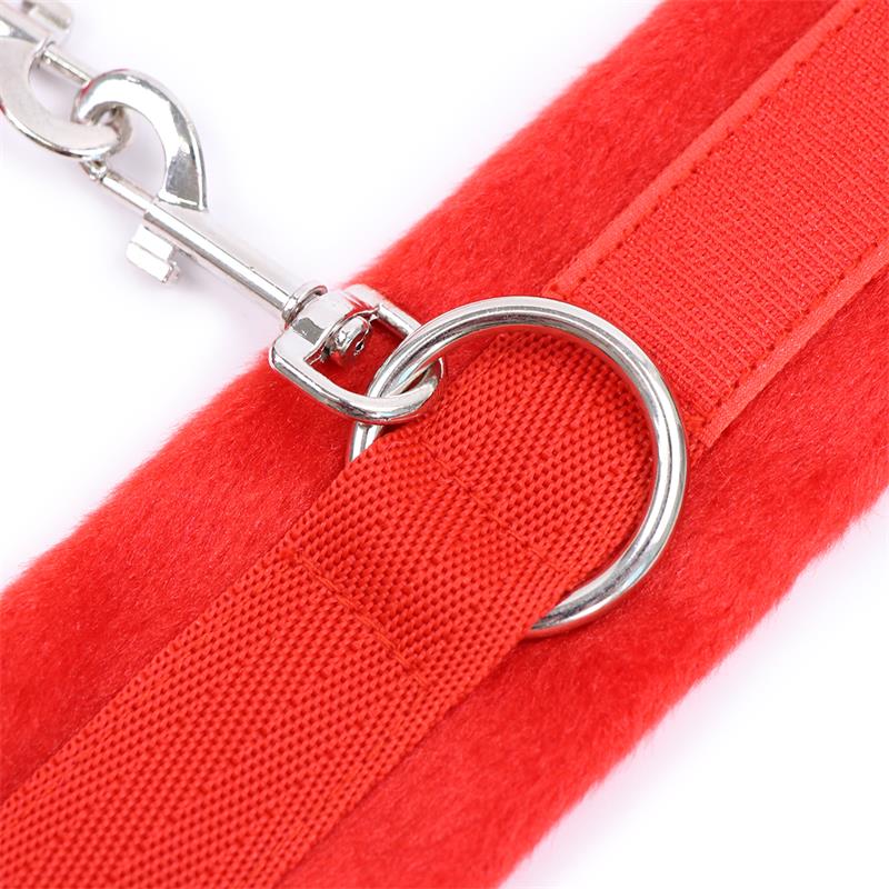 Esposas de Tela con Velcro para Muñecas con Pelo Largo Rojo 5