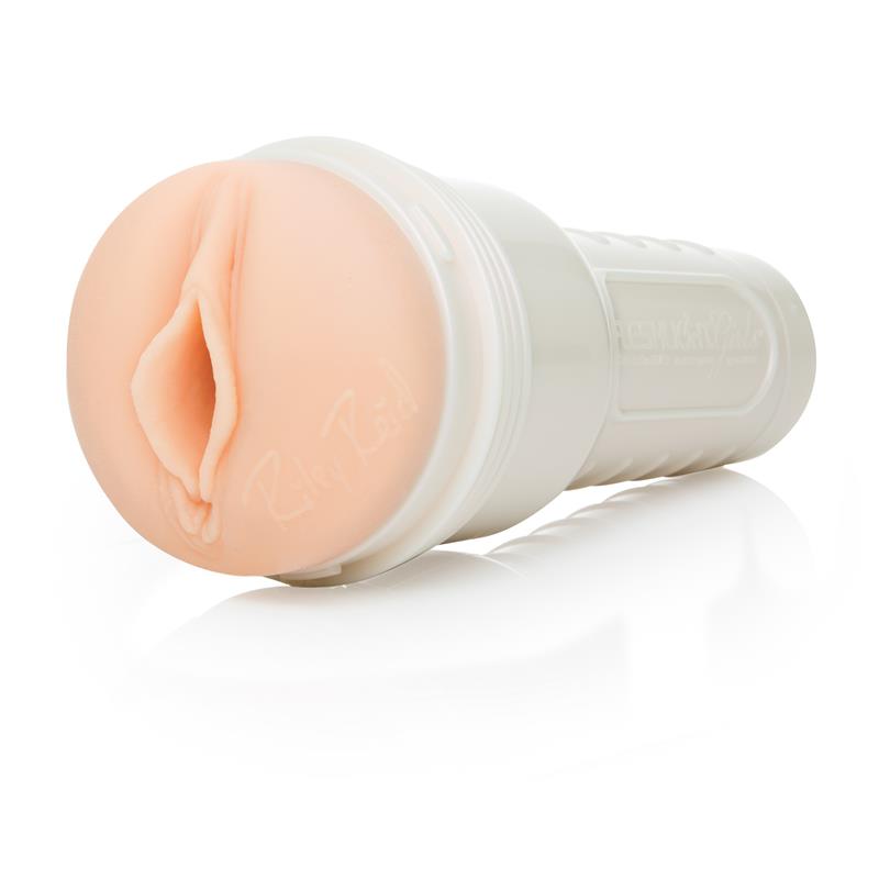 Fleshlight Girl Riley Reid Utopia Vagina 3