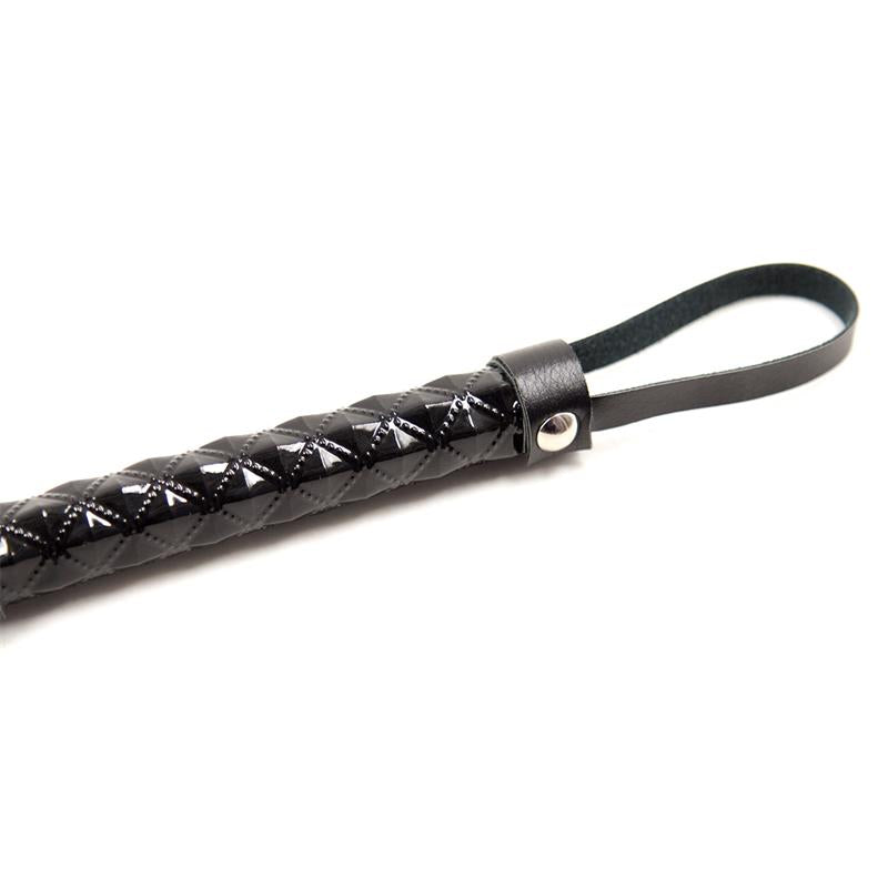 Flogger Patrón de Diamante y Mango de Metal 39 cm Negro 3