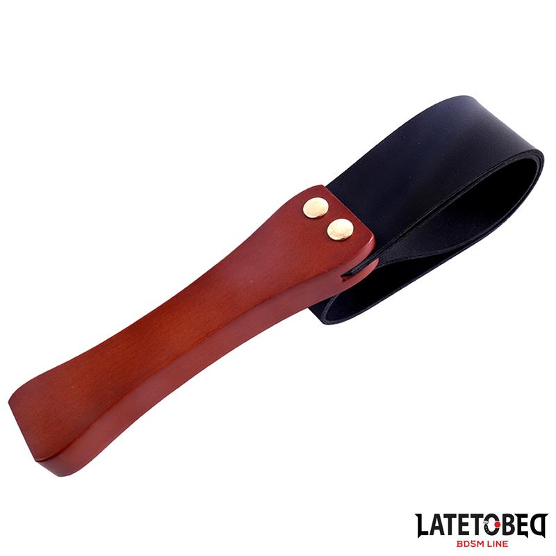 Pala con Mango de Madera 47 cm