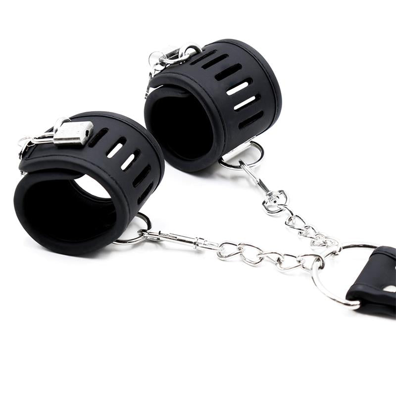 Set de Collar con Esposas y para Muñecas Cuero Vegano 5